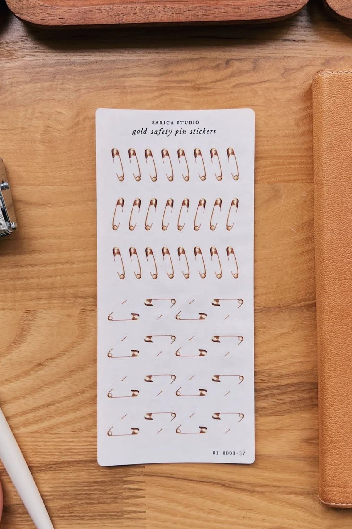 Sarica Studio - Gold Safety Pins