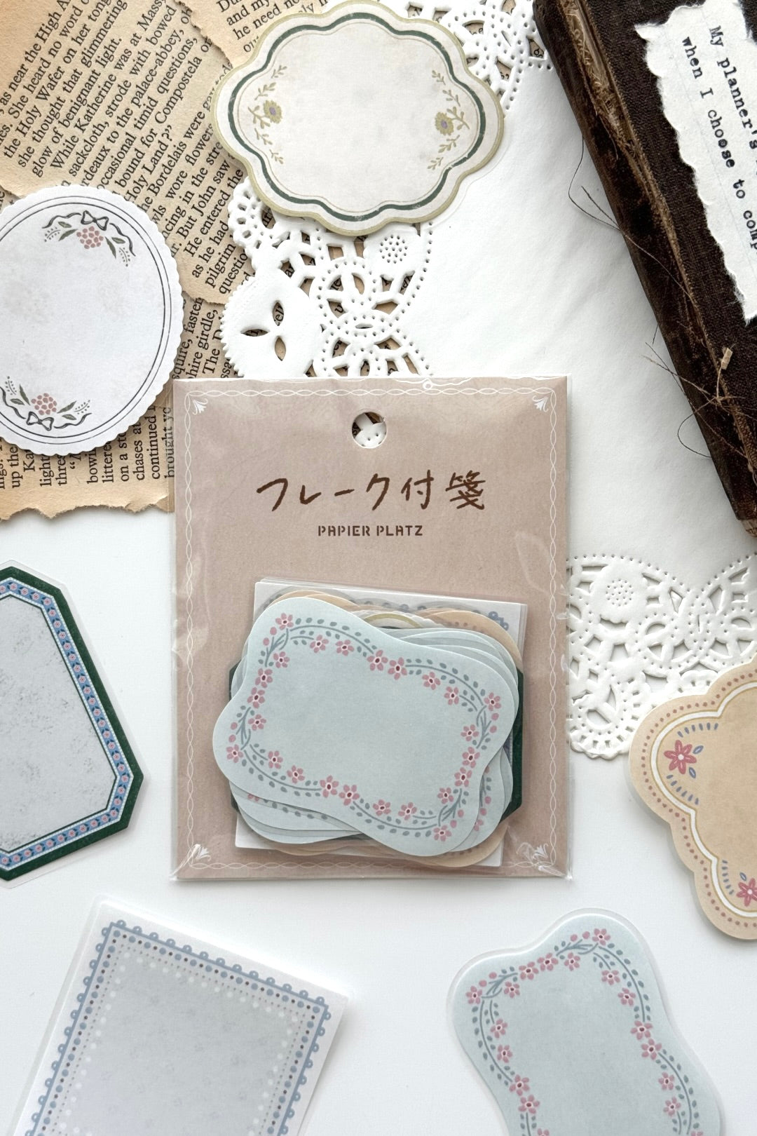 Papier Plats - Nostalgia Frames
