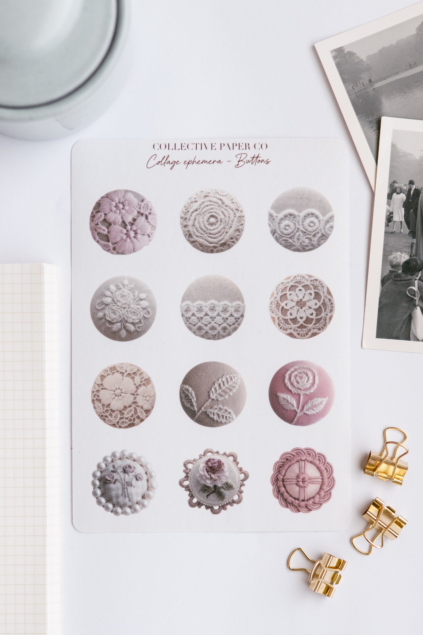Collage ephemera - Buttons