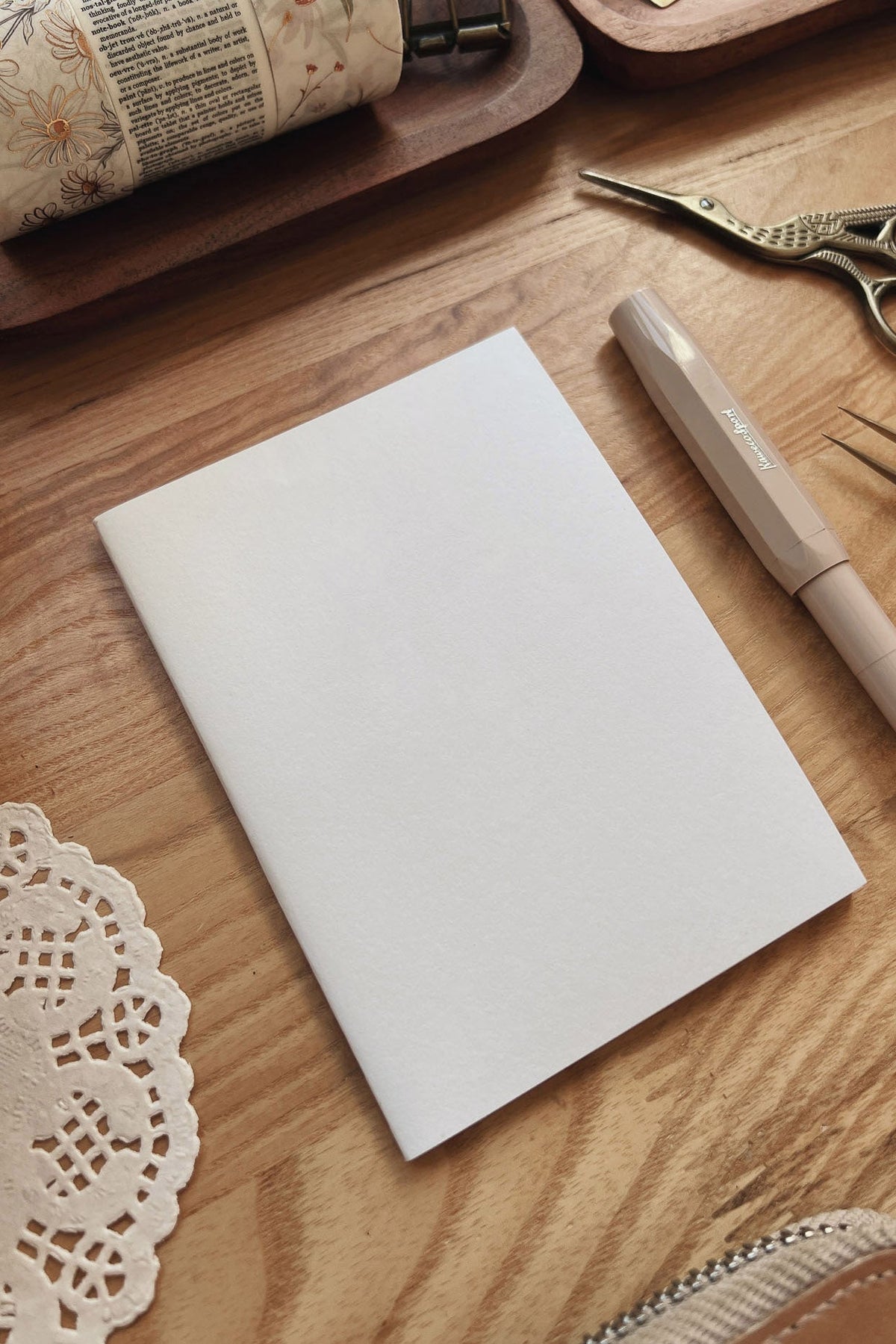 Sarica Studio - Cream Notebook (Passport TN Size)